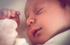 Una Beba de apenas cuatro meses de vida muere en los brazos de su mamá mientras se alimentaba – Prensa 5