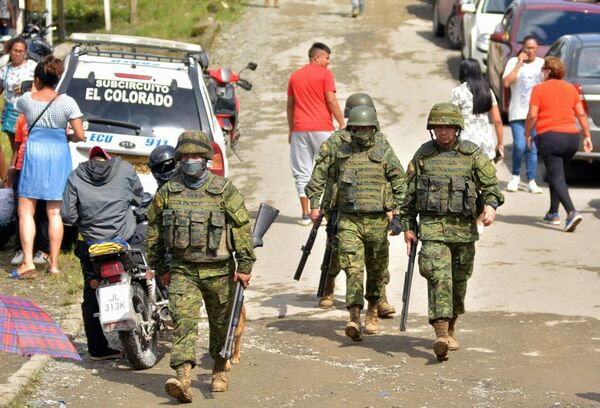 Asciende a 43 la cifra de fallecidos en motín en cárcel de Ecuador - Mundo - ABC Color