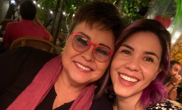 Diario HOY | El conmovedor reencuentro de Lizza Bogado con su hija: "Añe emocioná iterei"