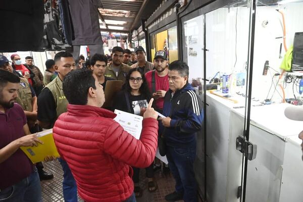 Desalojos en el Mercado 4 por alquiler y arrendamiento de casillas  - Nacionales - ABC Color