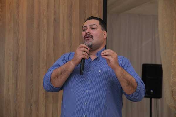 Airalde afirma que «continuas traiciones» en el PLRA lo motivaron a postularse por Tekojoja