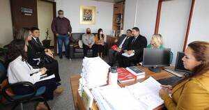 La Nación / Ordenan el arresto domiciliario de tres acusados por explotación ilegal de juegos de azar