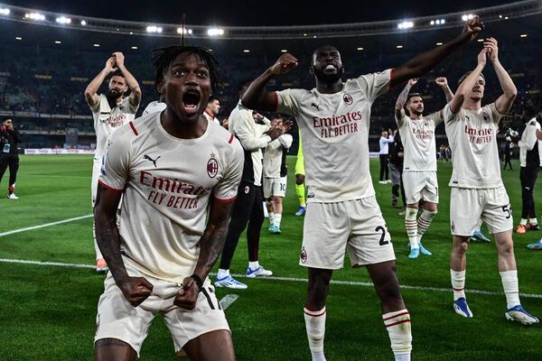 El Milan tiene a tiro el ‘Scudetto’ - Fútbol Internacional - ABC Color