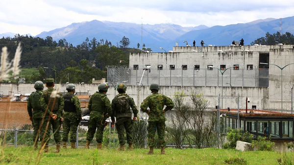 Nuevo motín en cárcel de Ecuador deja 44 muertos