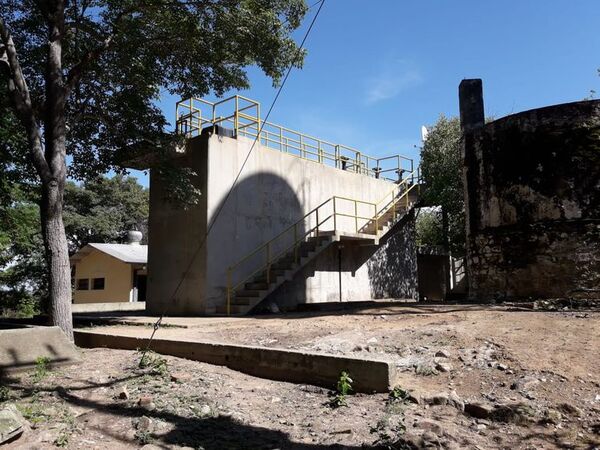 Trabajo solidario permite asegurar distribución de agua potable en Fuerte Olimpo - Noticias del Chaco - ABC Color