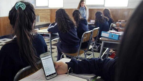 Atención con los pedófilos al asecho vía internet que seducen a niños detrás de las pantallas – Prensa 5