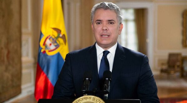 Presidente de Colombia repudia el asesinato del fiscal Pecci en su país