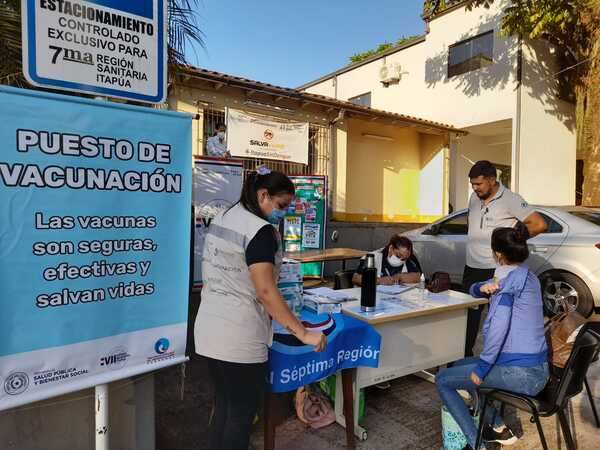Itapúa recibe lote de vacunas anticovid de la plataforma Pfizer