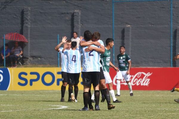 8 de Setiembre, el primer ganador - Fútbol - ABC Color