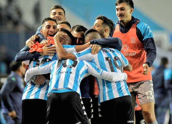 Crónica / Argentina: Racing y Matías Rojas a semifinales