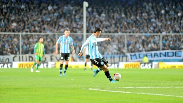 Racing de Matías Rojas es semifinalista de la LPF