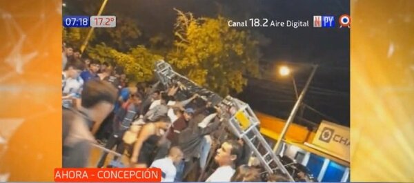 Concepción: Pantalla gigante se desploma sobre personas en medio de concierto - PARAGUAYPE.COM