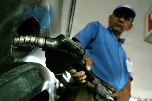 Diputado denuncia que Guatemala tiene la gasolina más cara de Centroamérica - MarketData