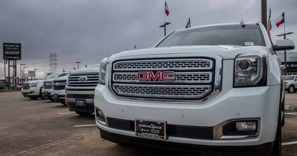 La Nación / Crece facturación de General Motors por alza de precios