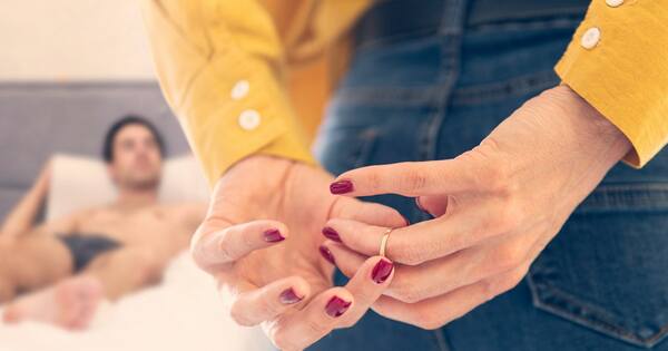 Diario HOY | Dejó a su esposo tras 14 años por un hombre que conoció en un viaje, pero él la rechazó
