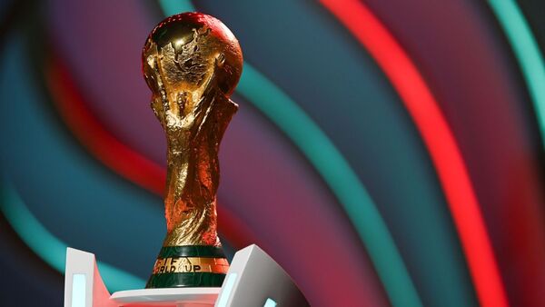 El trofeo del Mundial inicia su viaje alrededor del mundo - El Independiente