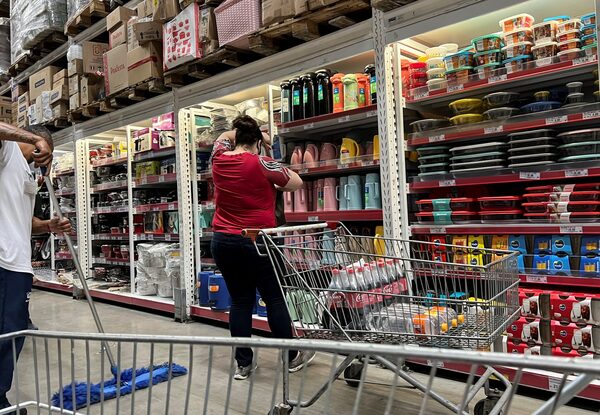 La inflación en Brasil sube al 12,13 % interanual, mayor tasa en 18 años - MarketData