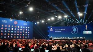 Comisión Europea pide que el fútbol europeo siga basado en méritos deportivos - El Independiente