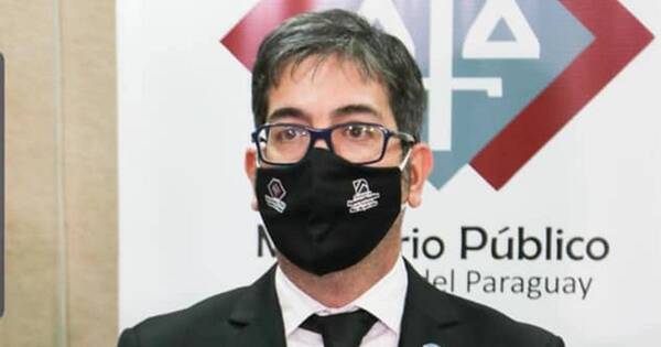 Diario HOY | Vehículo sin chapa intentó cerrar el paso a fiscal el día de su boda, revela allegado