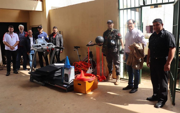 Entregan equipos de gimnasia a reclusos de la Penitenciaría de Coronel Oviedo – Prensa 5