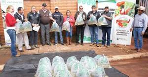 La Nación / Piscicultores de Capitán Miranda fueron asistidos con 5.000 crías de alevines