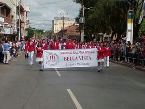 En Luque vuelve el tradicional desfile estudiantil en homenaje a la Patria y a las madres - Nacionales - ABC Color