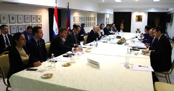 La Nación / Paraguay planteó instalar refinería propia a Azerbaiyán para obtener combustible más barato
