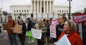 La Nación / Claves de la controversia por el derecho al aborto en EEUU