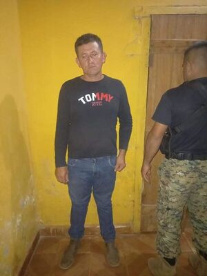 Detienen a un sospechoso vinculado al triple asesinato de policías