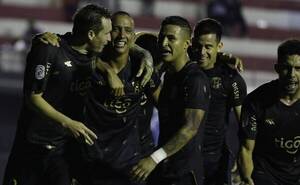 Crónica / El "Indio" remontó a "Resi" y tuvo su merecido premio