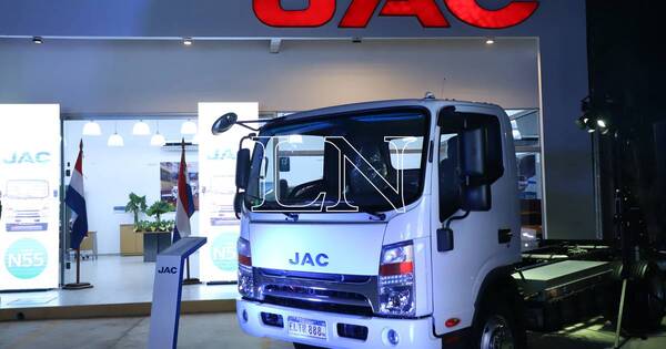 La Nación / Reimpex presentó al JAC N55, el camión 100% eléctrico
