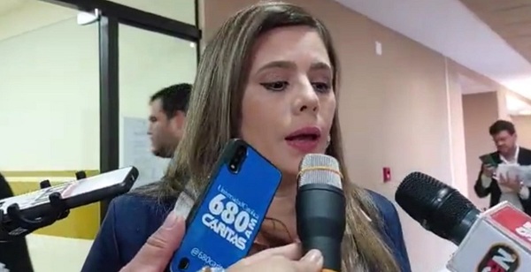 Katya: «El 80% de los autores públicos están al servicio del crimen organizado»