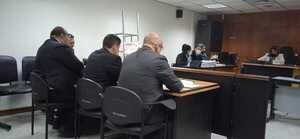 Fiscal pide 6 y 4 años de cárcel para exfuncionarios de la municipalidad de Asunción - PDS RADIO