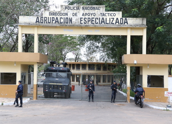 Diario HOY | Allanan en Paraguay celdas de colombianos en la Agrupación Especializada