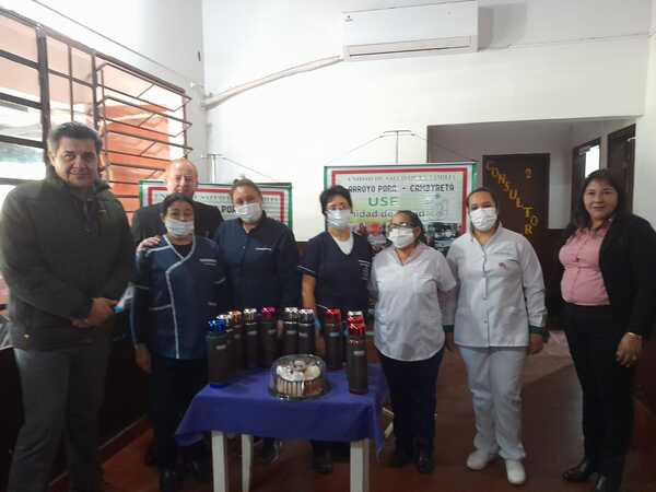 Homenajean a enfermeras en Cambyretá
