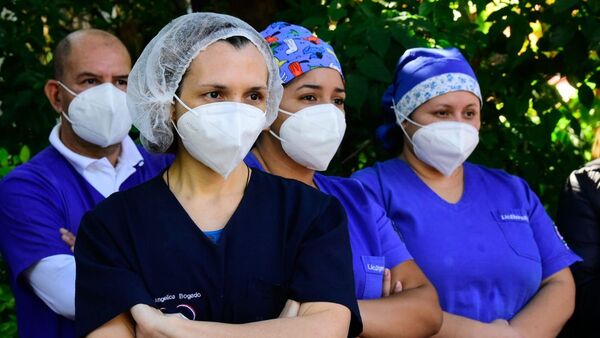 Homenajean a enfermeras en su día y destacan su rol en pandemia