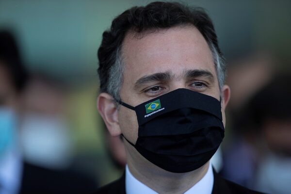 El presidente de Senado brasileño dice que privatizar Petrobras no es prioridad - MarketData