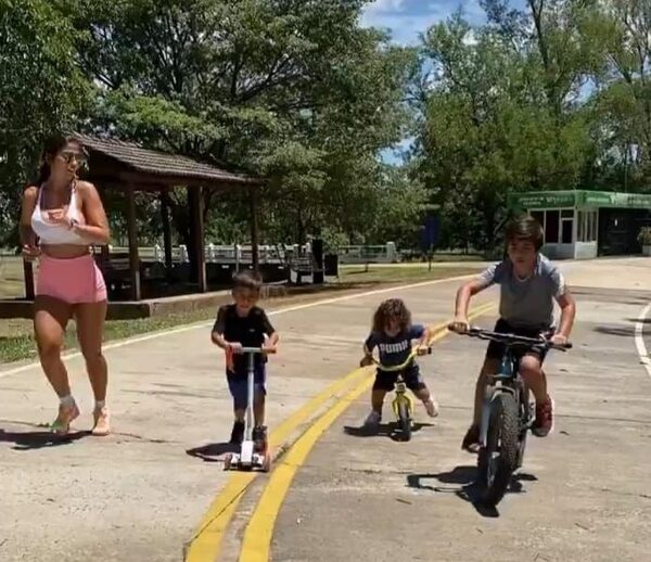 Elias, hijo de Vita y Tito le compuso una canción a su madre