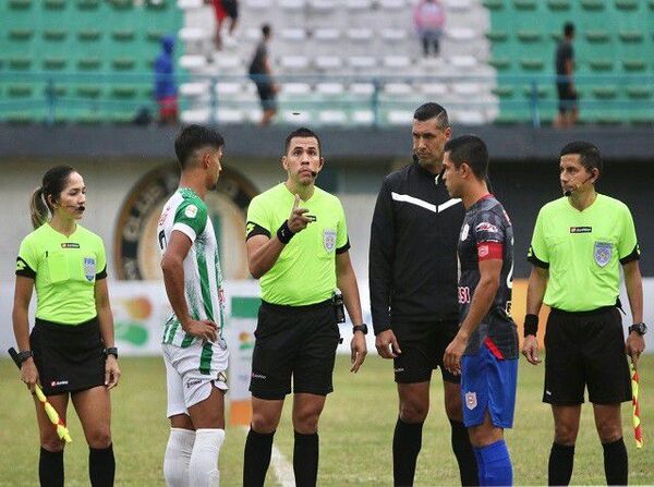 División Intermedia: jueces de cara a la fecha 7 - Fútbol de Ascenso de Paraguay - ABC Color