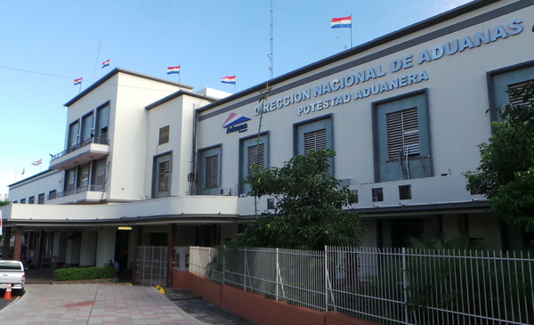 Aduanas cuenta con licitación en curso para la compra de dos escáneres móviles