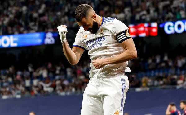 Benzema iguala a Raúl como segundo máximo goleador del Real Madrid