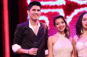 Noche agria para los cantantes de "Rojo" | Telefuturo