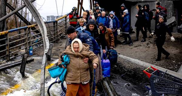 La Nación / Refugiados vuelven y se “acostumbran” a la guerra