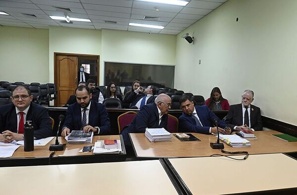 Ministro de la Corte declaró en el juicio a Blanco y Núñez - Nacionales - ABC Color