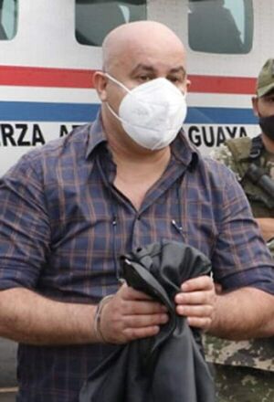 Allanan tres celdas de la Agrupación Especializada en busca de pistas - Nacionales - ABC Color