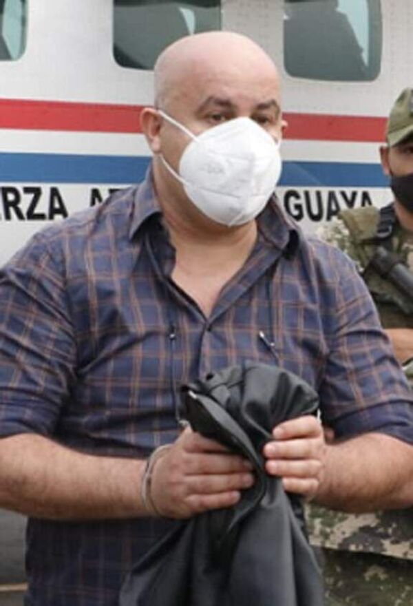 Allanan tres celdas de la Agrupación Especializada en busca de pistas - Nacionales - ABC Color