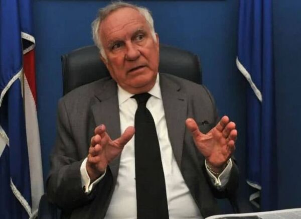Abdón Saguier critica a precandidatos a la Presidencia: “Esto es por razones de capricho personal”