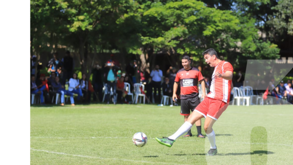 Crónica / "Santi" Peña, metió un golazo en Minga Guazú