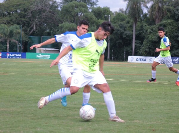 Diario HOY | Albirroja Sub 17 medirá a Uruguay en amistosos