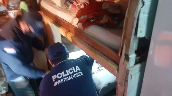 CDE: Allanan celda en busca de pistas sobre doble homicidio